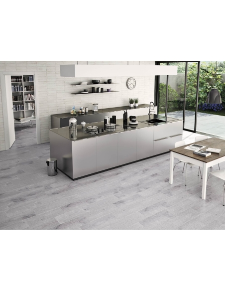 Montana Perla, pavimento de gres imitación madera en formato de 19/57